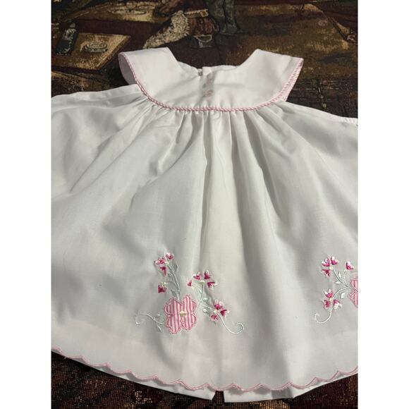 Tiny Tots Original embroidered dress - Picture 2 of 6